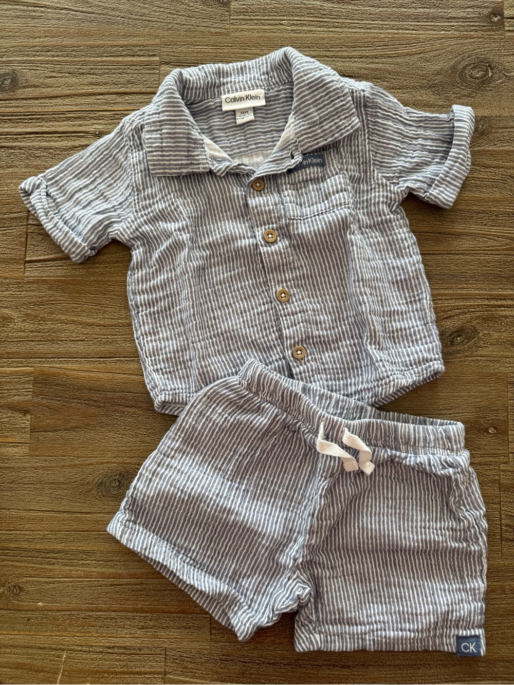 🪩3 for $15🪩 Calvin Klein | Striped Shirt & Shorts Set